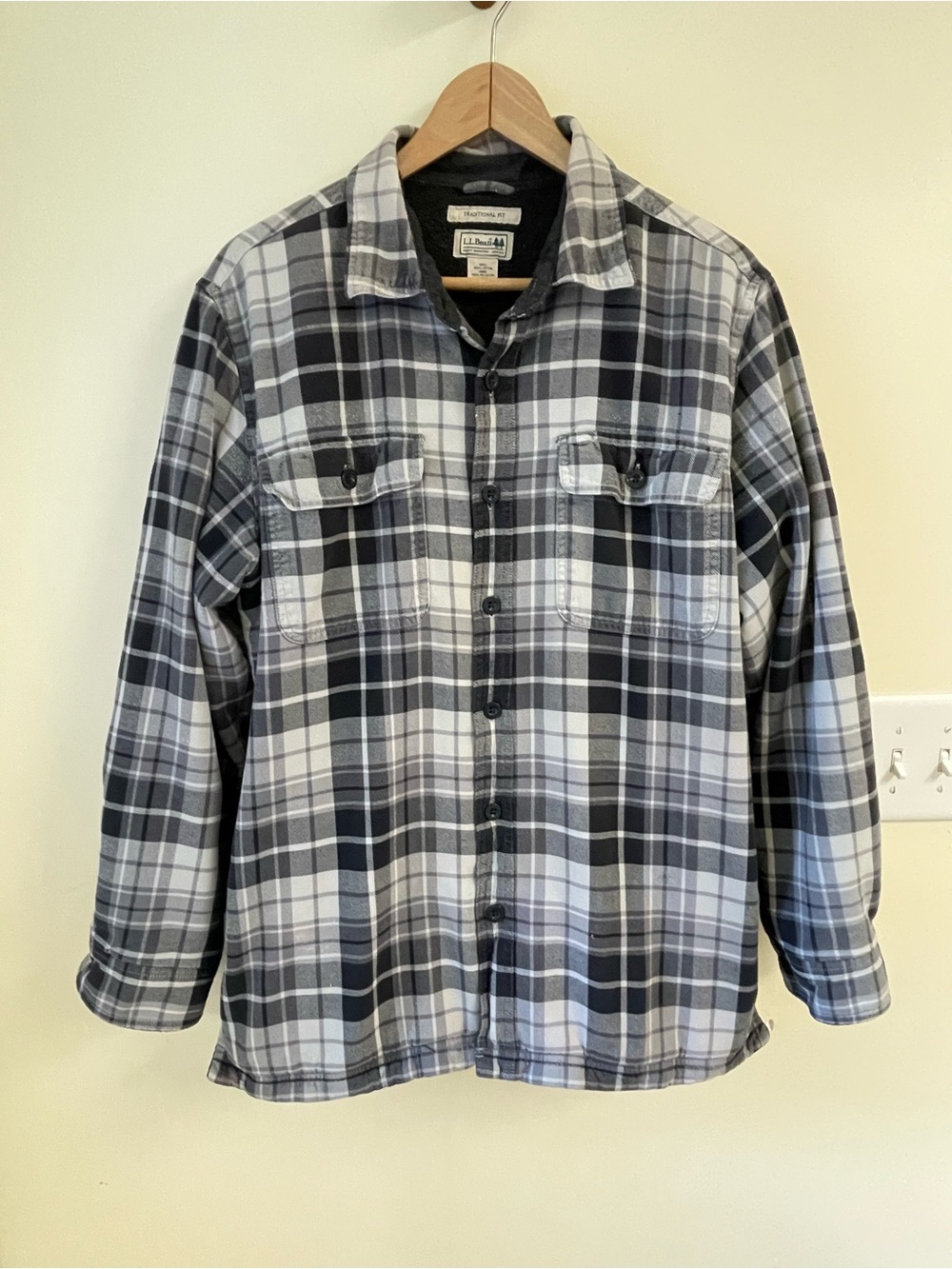 L.L.Bean Fleece Lined Flannel Shirt Jacket Gray Plaid Men’s Large